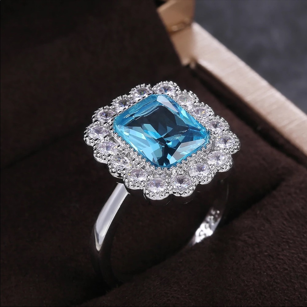 *NEW*925 Sterling Silver Diamond Aquamarine Ring - Picture 4 of 5